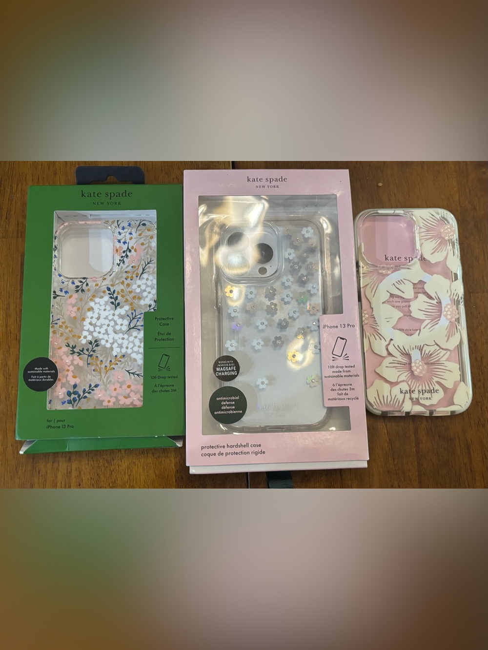 Kate Spade Hardshell Case for iPhone 13 pro Florals New Open Box